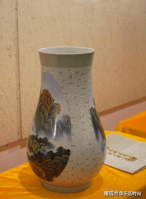 BBB  景德镇陶瓷艺术大师作品赏析 277.png