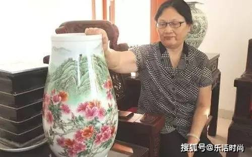 BBB  景德镇陶瓷艺术大师作品赏析 374.png