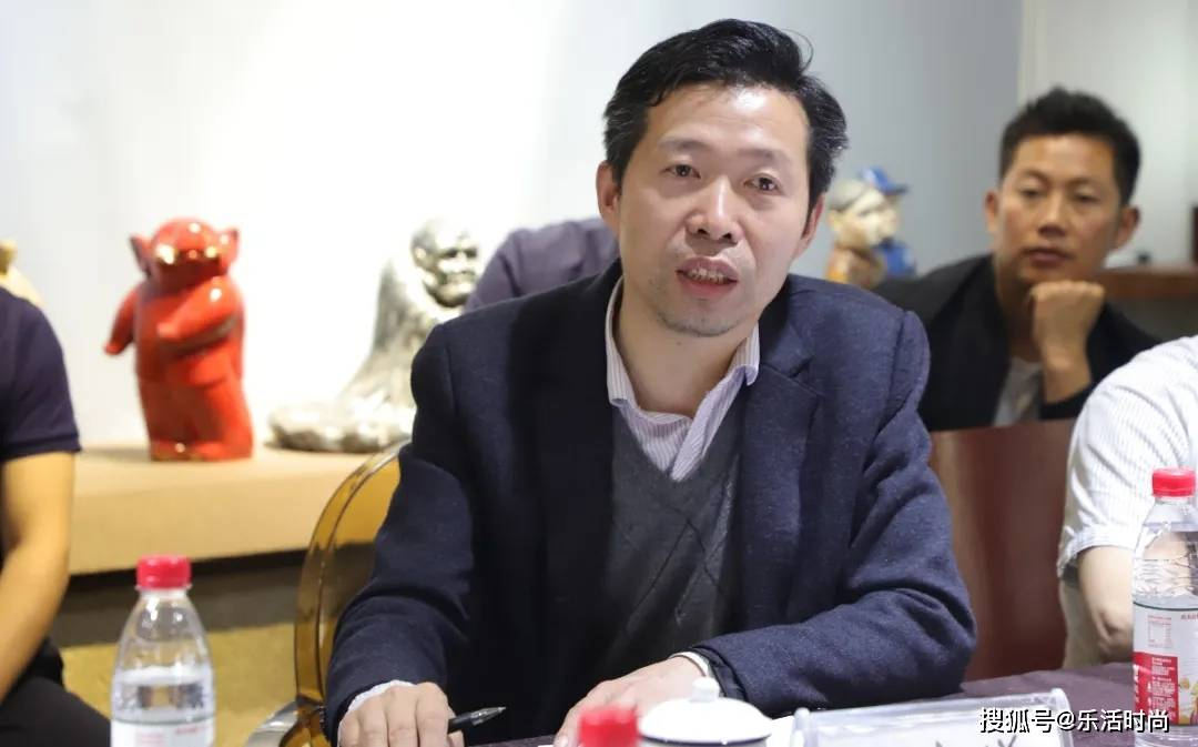 BBB  景德镇陶瓷艺术大师作品赏析 1684.png